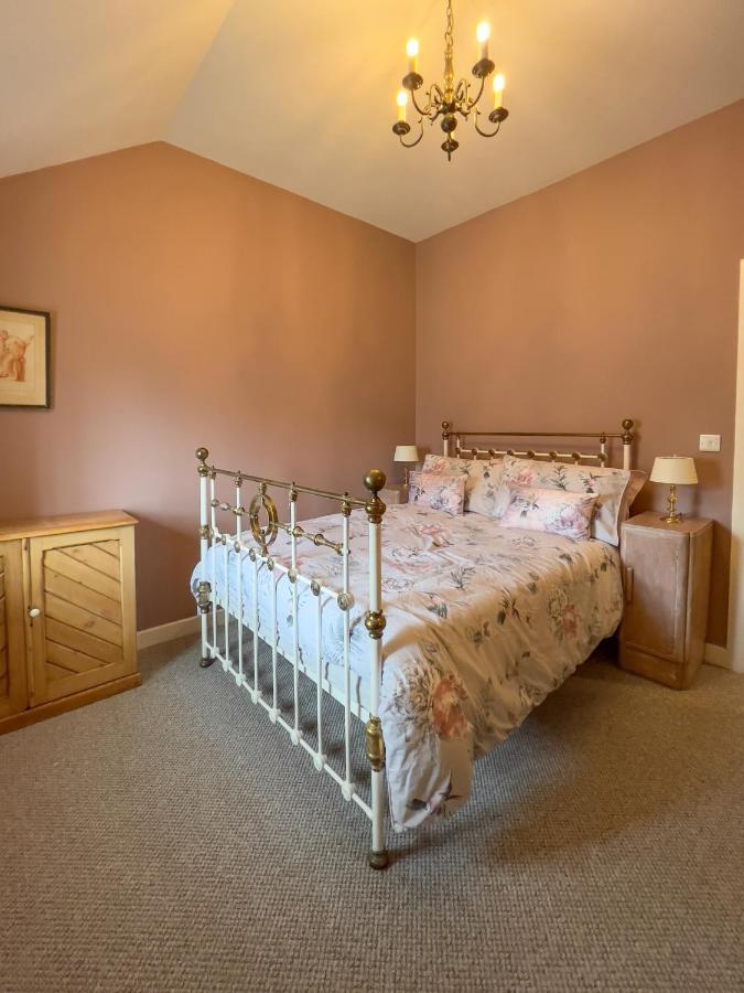 Converted Victorian Coach House With Hot Tub Stewartstown Extérieur photo